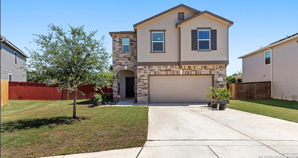 Primary Photo - 4801 Park Gln