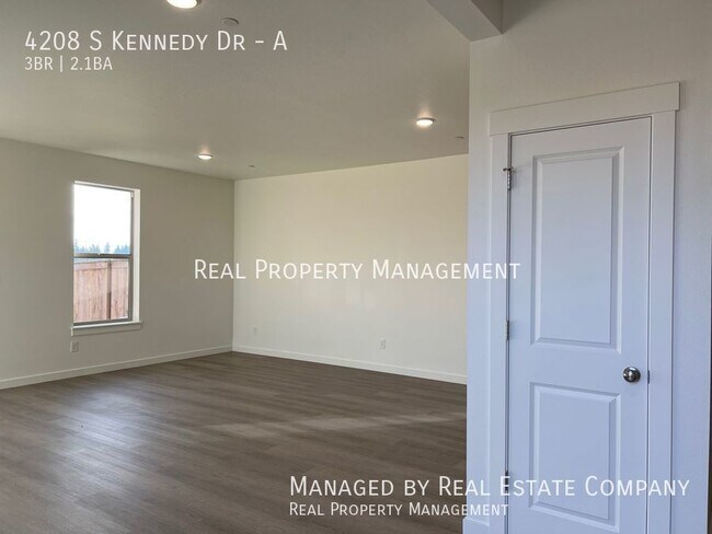 Building Photo - New Construction Ridgefield Townhome Beaut...