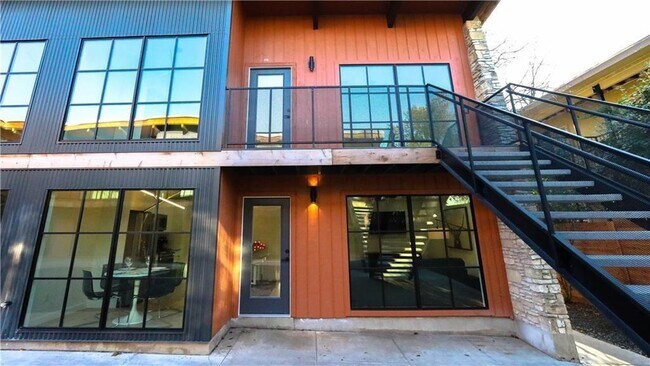 Foto del edificio - 400 E 30th St