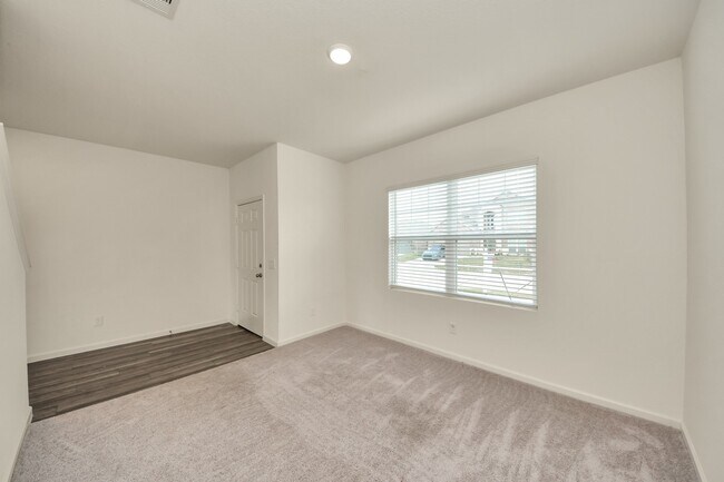 Building Photo - 5819 Bright Keel Dr