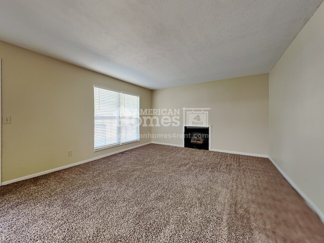 Building Photo - 532 Sugar Maple Court