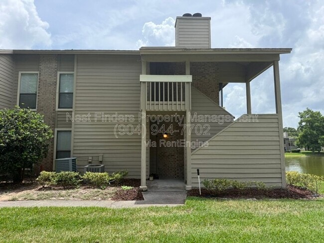 Building Photo - 10200 Belle Rive Blvd