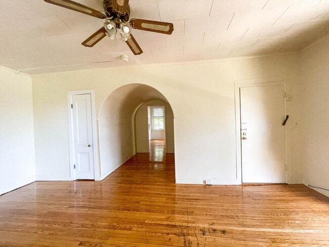 Foto del edificio - 103 E Spencer St