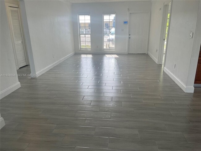 Foto del edificio - 13007 SW 50th Ln