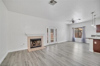 Building Photo - 2304 Chatfield Dr