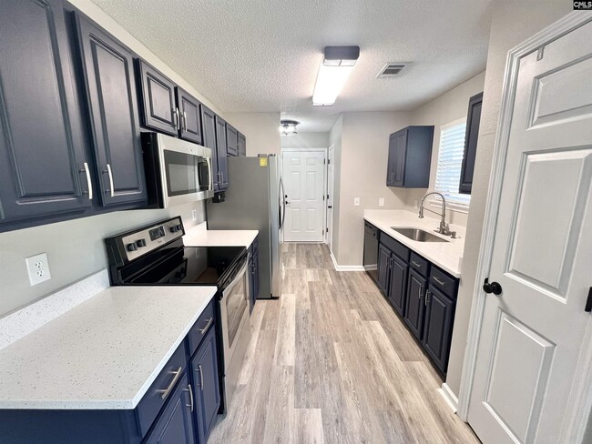 Foto del edificio - 301 Legend Oaks Dr