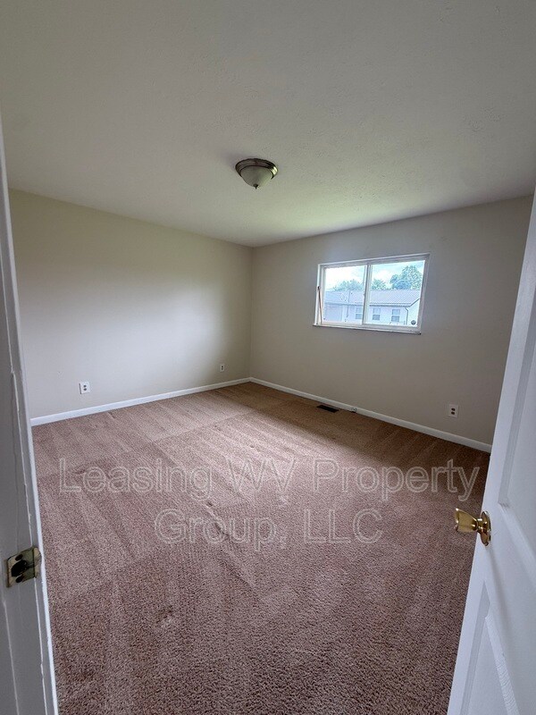 Building Photo - 3309 Carpenter Avenue