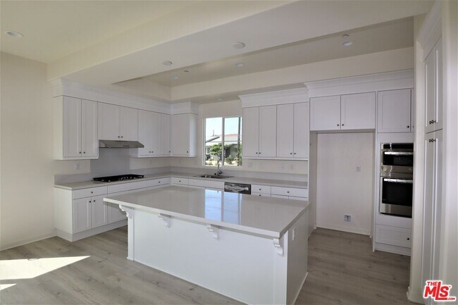 Building Photo - 22021 Normandie Ave