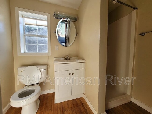 Foto del edificio - 2016 Vallejo Way