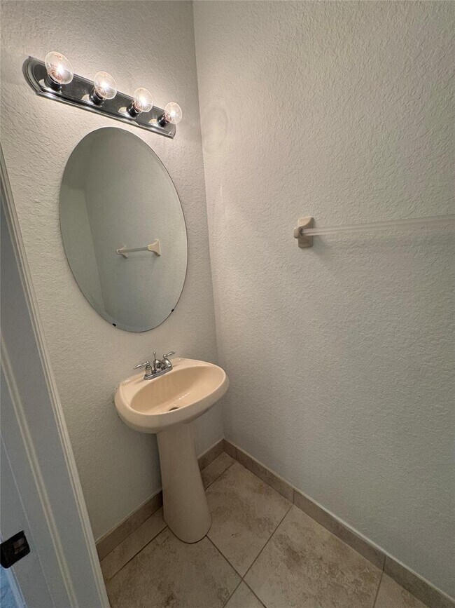 Foto del edificio - $2,525MONTHLY;4903 SW 140TH TER MIRAMAR, FL 33027