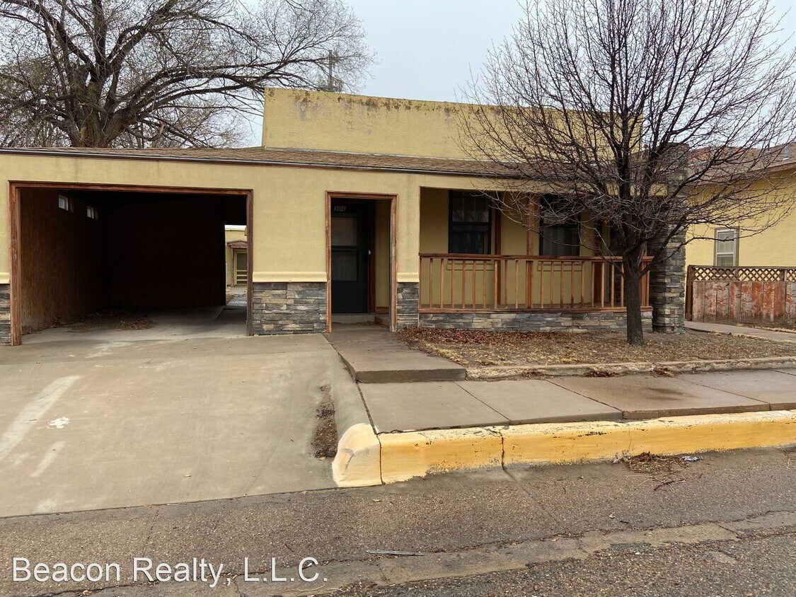 Primary Photo - 2 br, 1 bath House - 306 S Ave A