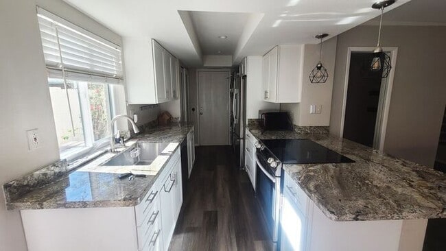 Foto del edificio - 8645 S 51st St