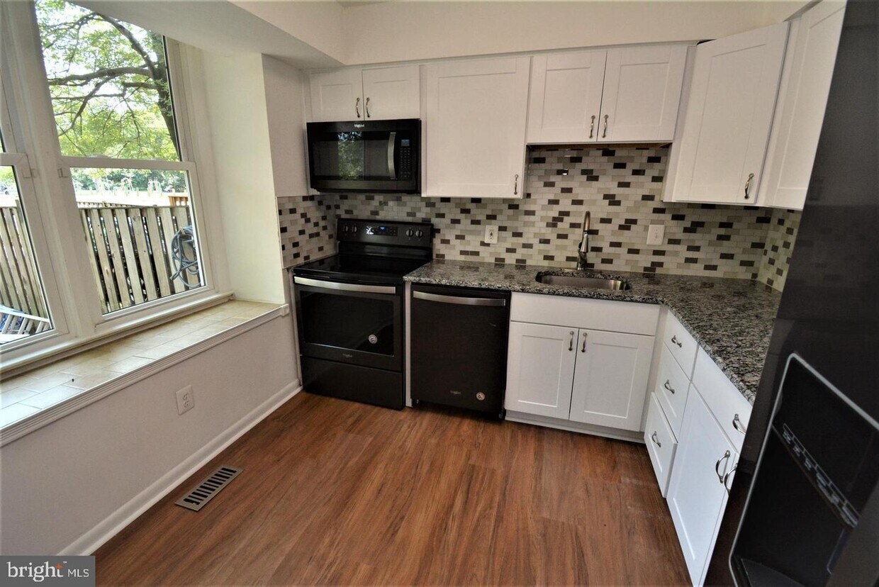 6302 8th St, Alexandria, VA 22312 Townhouse for Rent in Alexandria