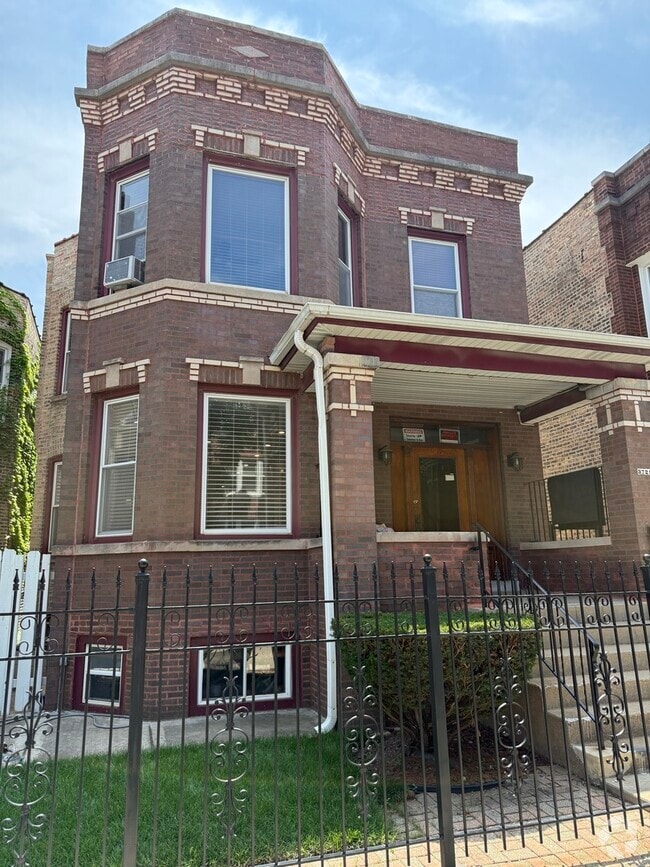 Building Photo - 3721 W Belden Ave
