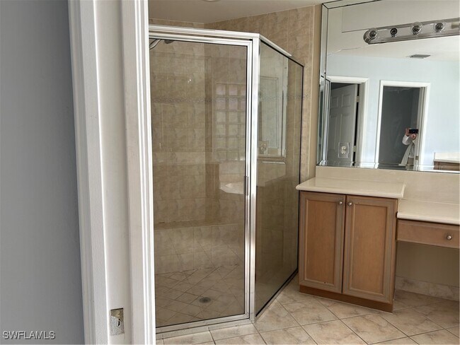 Foto del edificio - 1341 Triandra Ln