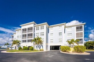 Building Photo - 2001 Bal Harbor Blvd
