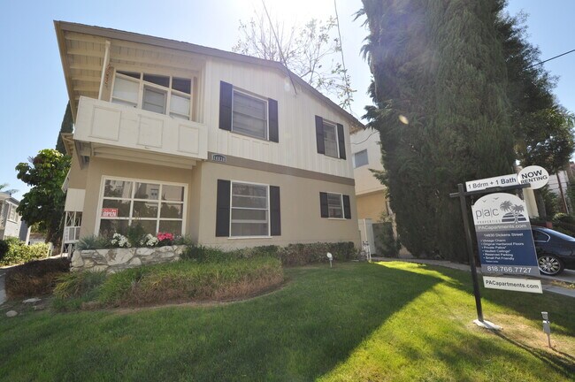 Building Photo - 14830 Dickens St