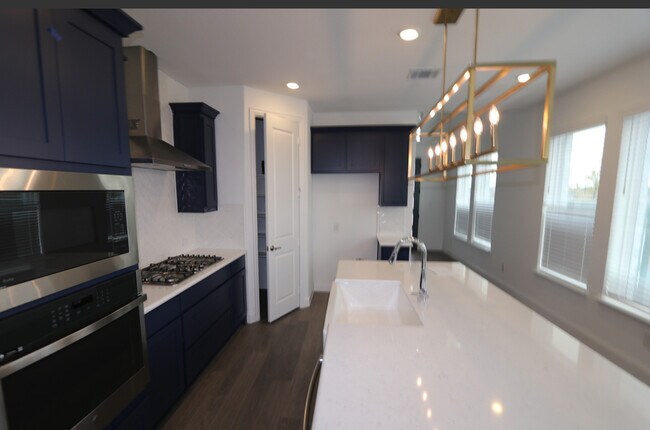 Foto del edificio - 701 Harmony Trl
