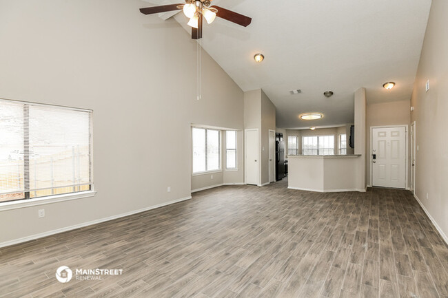 Building Photo - 3219 Woodstone Trail