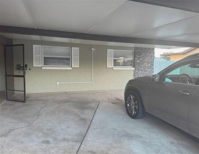 Foto del edificio - 10618 Eastview Dr