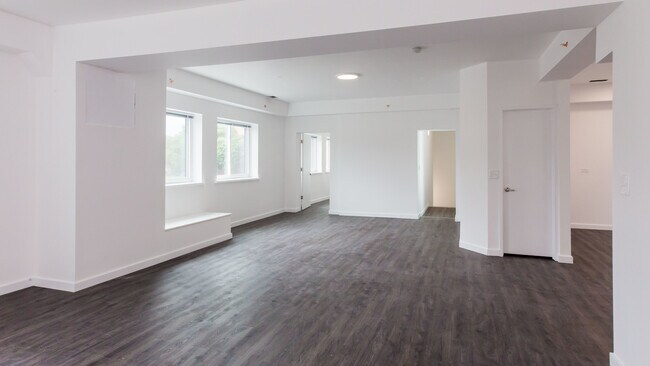 Foto del edificio - 3696 N Milwaukee Ave