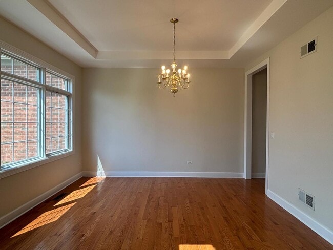 Building Photo - 8420 Redtail Dr