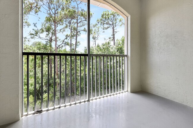 Foto del edificio - 5500 Bentgrass Dr