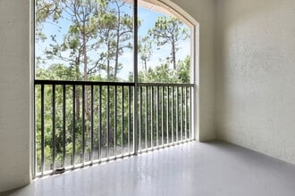 Building Photo - 5500 Bentgrass Dr