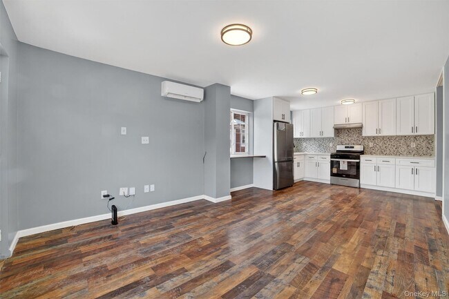 Foto del edificio - 4297 Kepler Ave