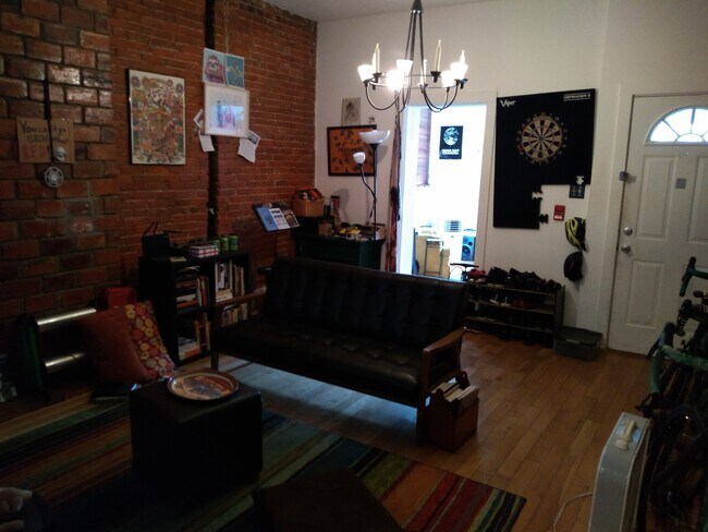 Foto del edificio - 2923 Poplar St