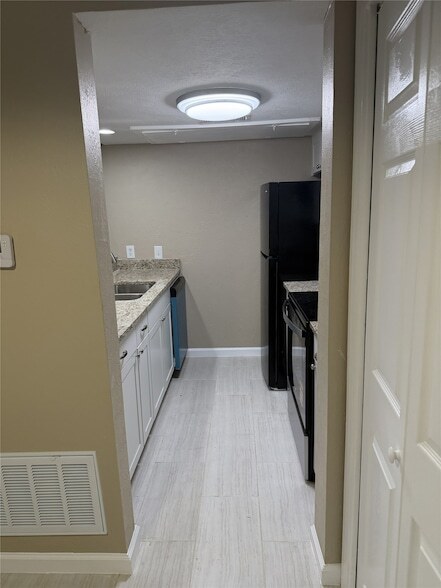Foto del edificio - 4638 Country Creek Dr