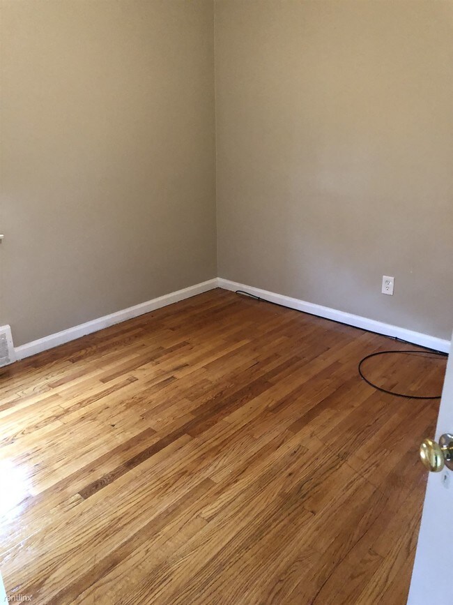 Foto del edificio - 3 br, 2 bath House - 20750 Ridgedale St