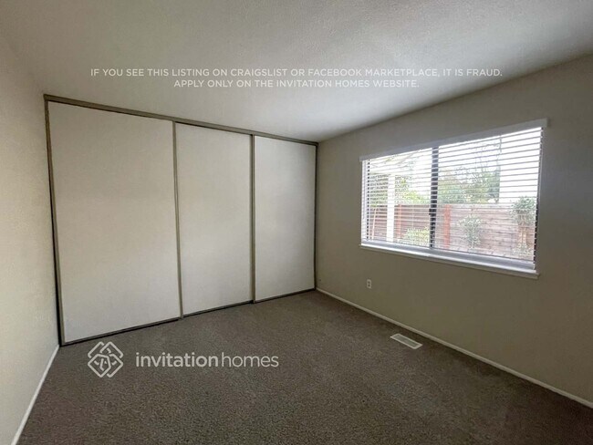 Foto del edificio - 1119 Hartford Pl