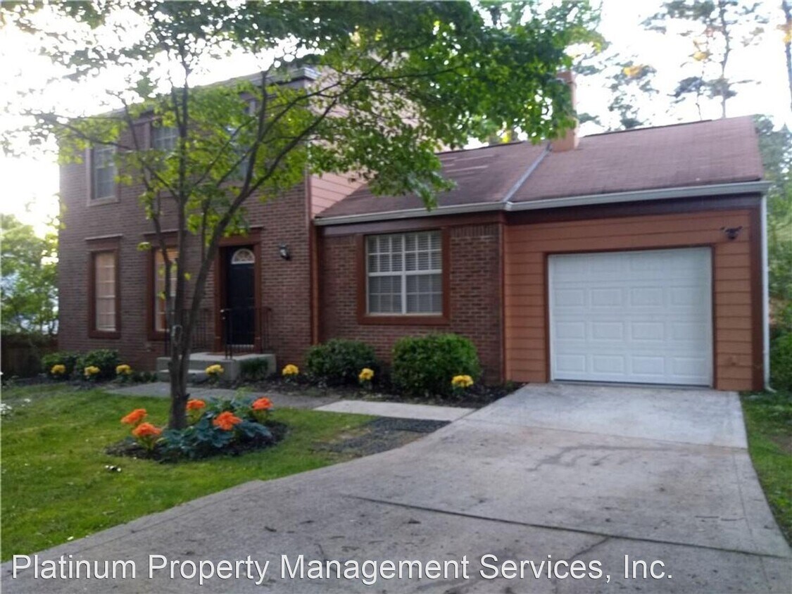 Primary Photo - 3 br, 2.5 bath House - 110 Yatley Ct