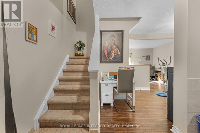 Photo du bâtiment - 1777 Trappist Ln