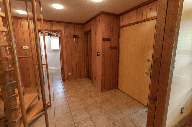 Foto del edificio - 2906 Lynnwood Dr