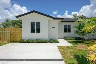 Building Photo - 10745 SW 217th St