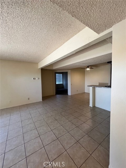 Building Photo - 1480 W Edgehill Rd