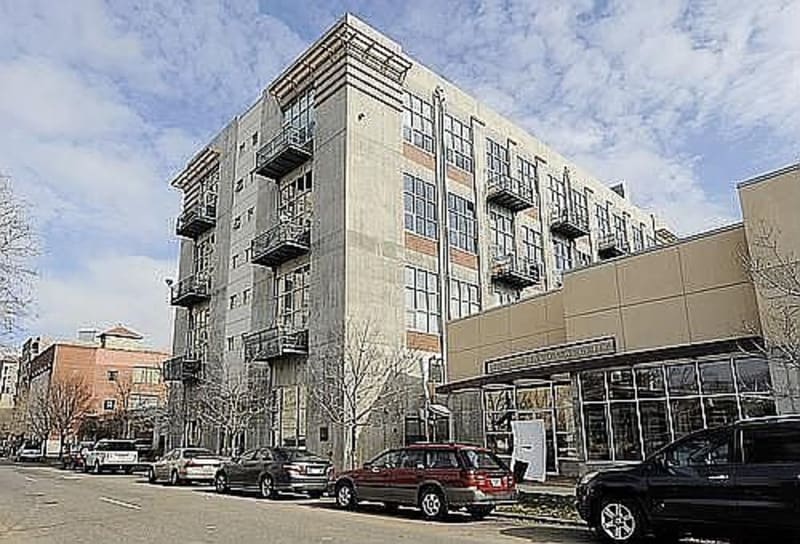Primary Photo - 1050 Cherokee St
