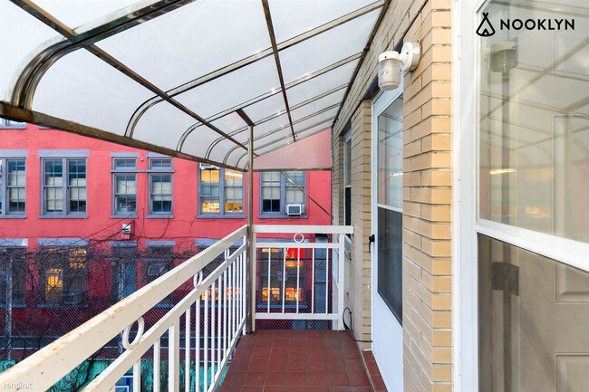 Building Photo - 3 br, 3 bath  - 234 Menahan St