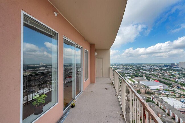 Building Photo - 3505 Sage Rd