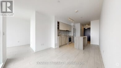 Building Photo - 31-631 Tippett Rd