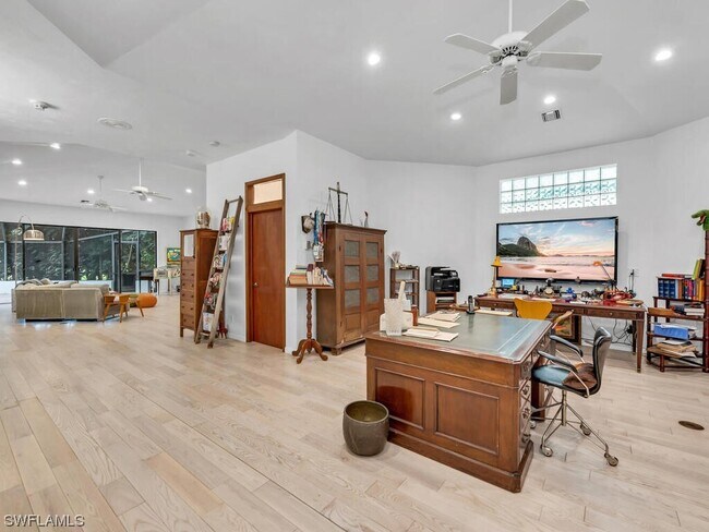 Foto del edificio - 4324 Butterfly Orchid Ln