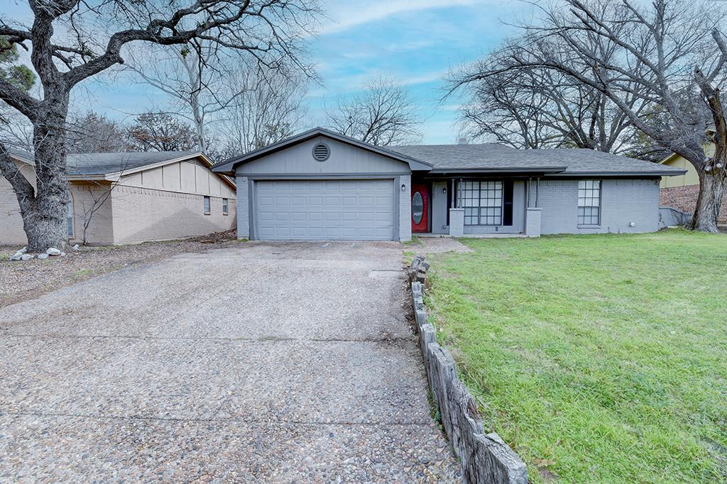 Primary Photo - 2705 Warren Lane
