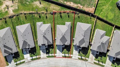 Building Photo - 2932 Cordova Hl Dr