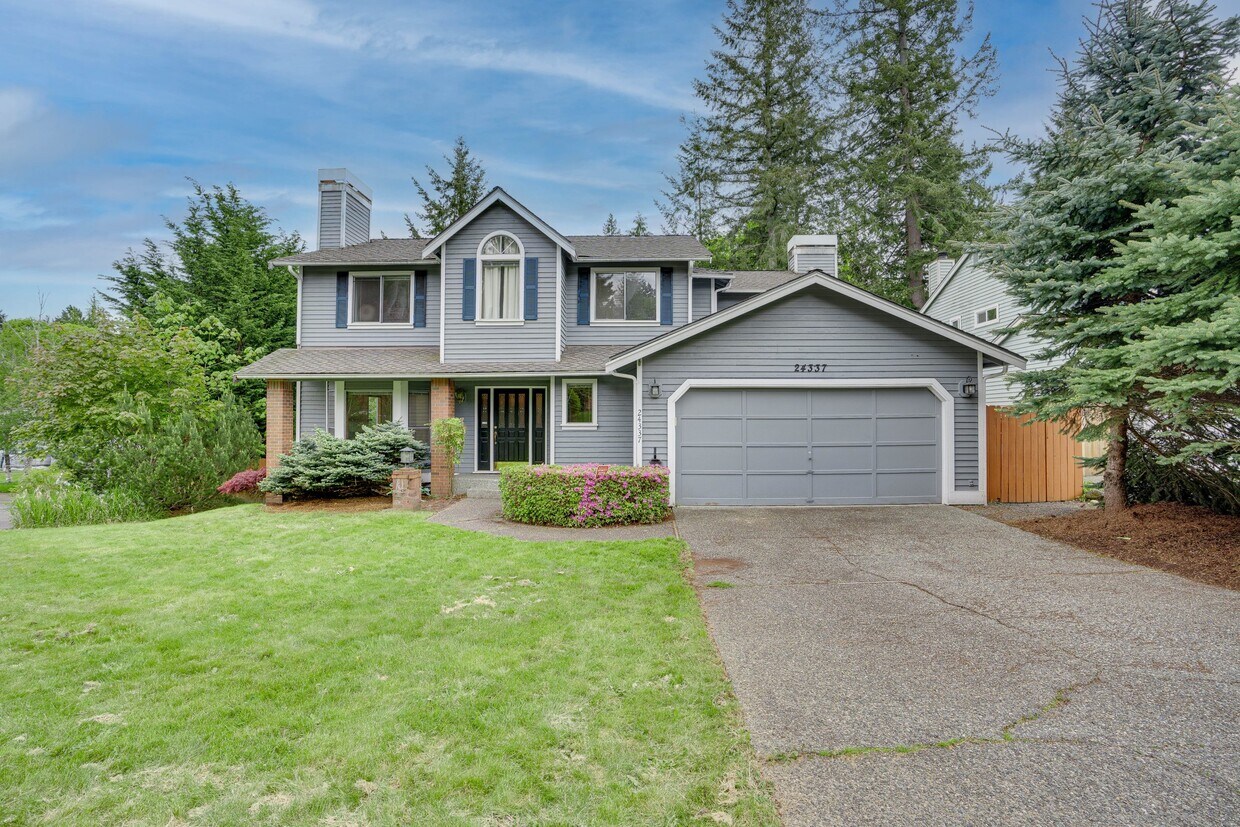 24337 SE 43rd Pl Sammamish, WA 98029 3,50... House for Rent in