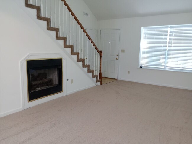 Foto del edificio - 3500-3502-3502 Delmar Ct