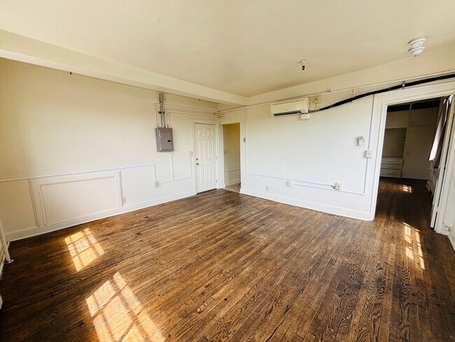 Foto del edificio - 1 Bedroom, 1 Bath Apartment