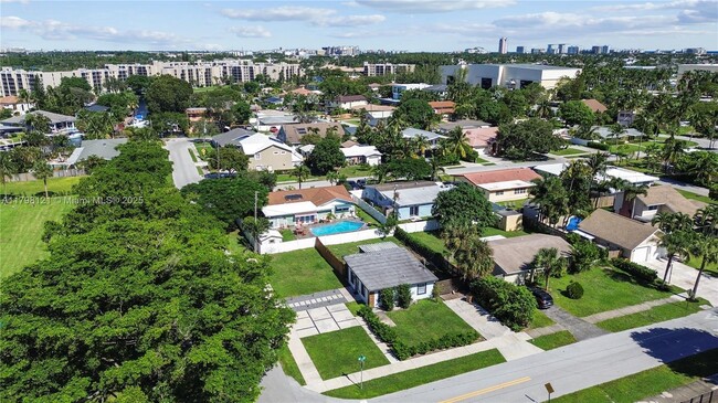 Foto del edificio - 809 NE 4th St