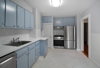 Building Photo - 110 Webster St